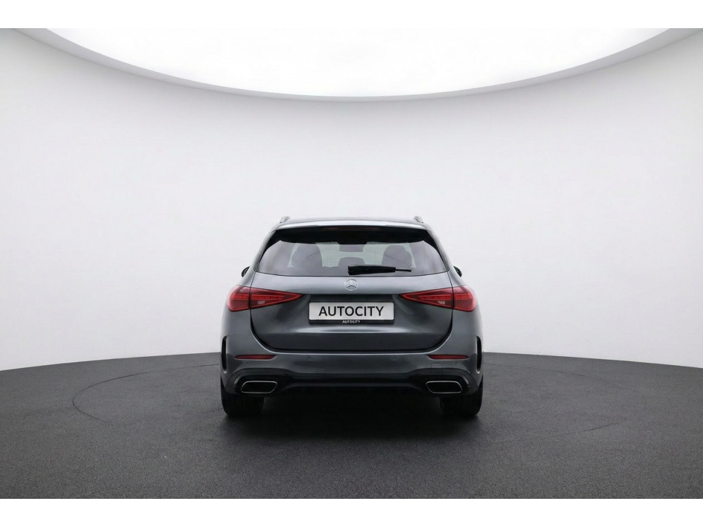 48516737-3.jpg
