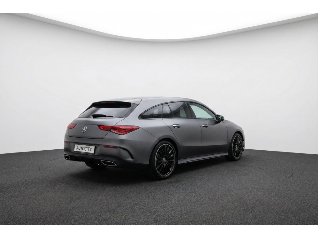 49483400-2.jpg