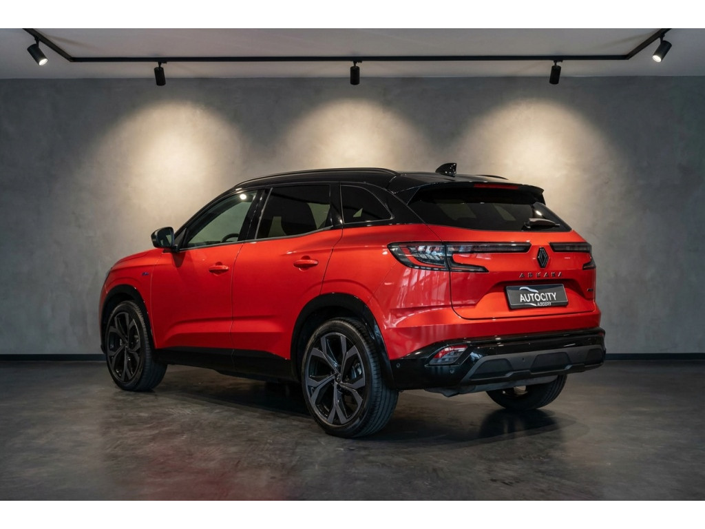 52074415-2.jpg
