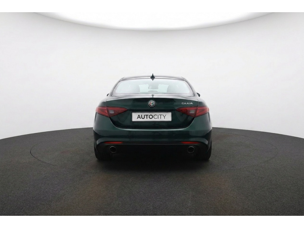 53355707-3.jpg