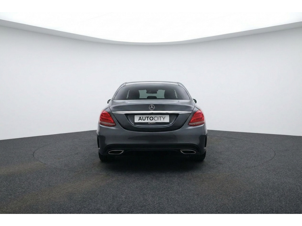 54341059-3.jpg