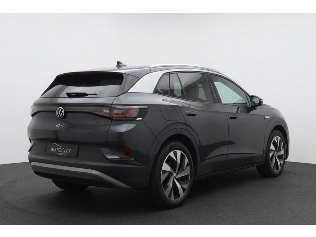 55089419-3.jpg