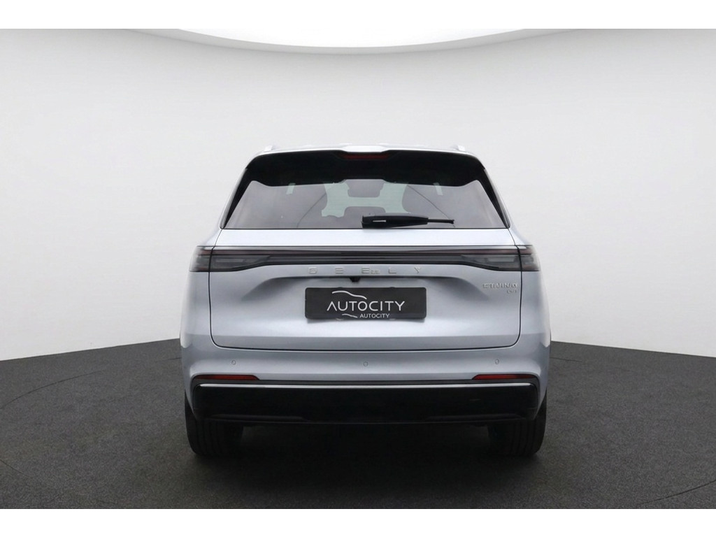 56148625-3.jpg