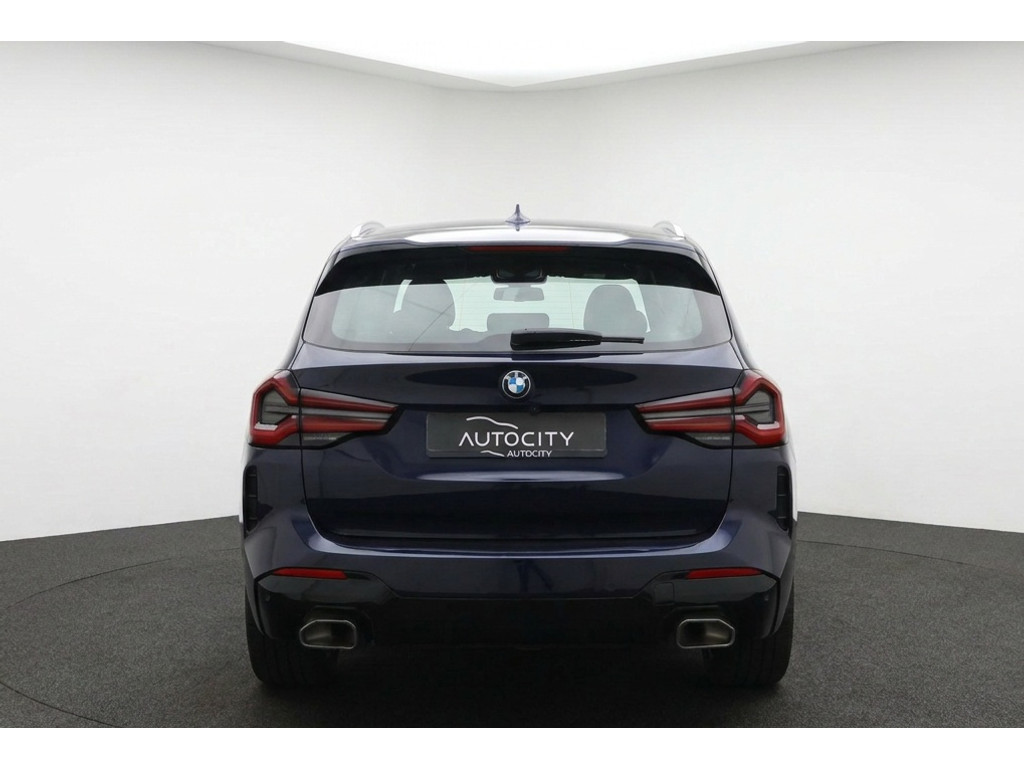 57107583-3.jpg